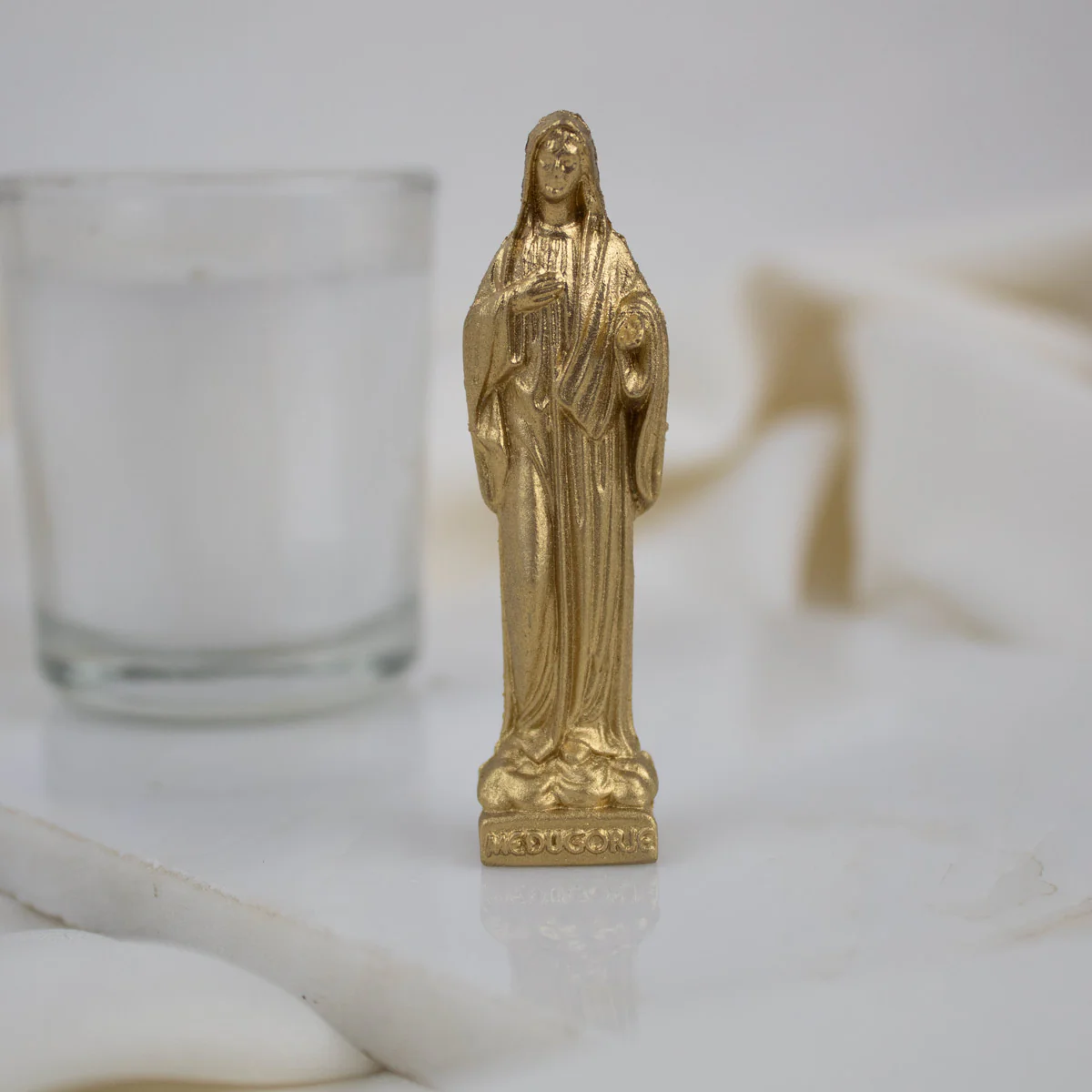 Miracle Mary Queen of Peace Statue – Faith & Blessing - Blessed Bands