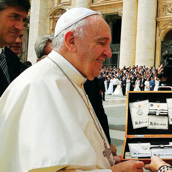 Pope Francis Medal Key Ring – Symbol of Faith & Blessing - Blessed Bands