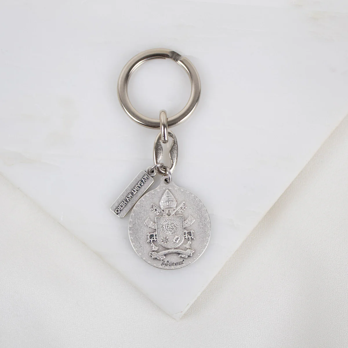 Pope Francis Medal Key Ring – Symbol of Faith & Blessing - Blessed Bands