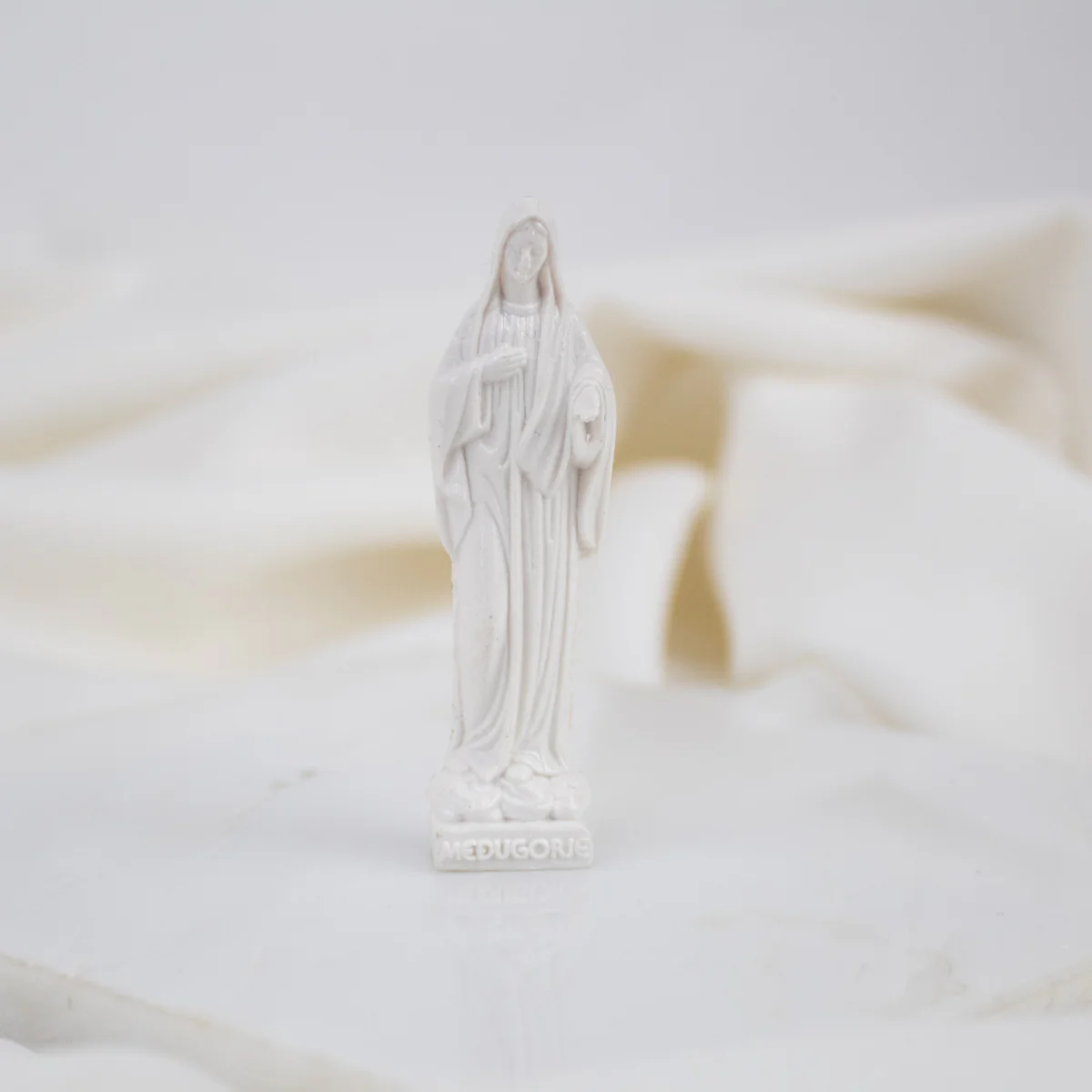 Miracle Mary Queen of Peace Statue – Devotional Faith Art - Blessed Bands