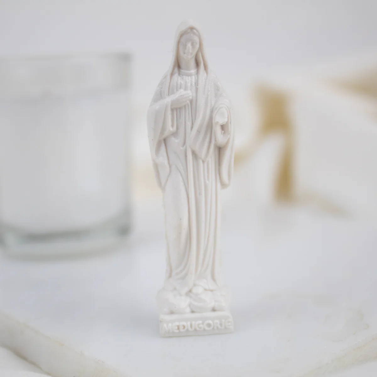 Miracle Mary Queen of Peace Statue – Devotional Faith Art - Blessed Bands